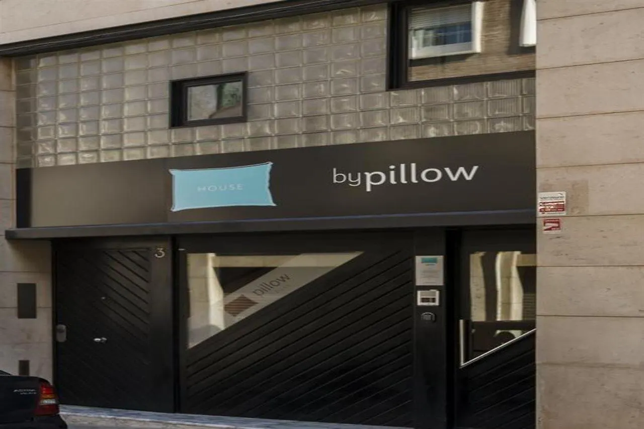 Bypillow House Барселона