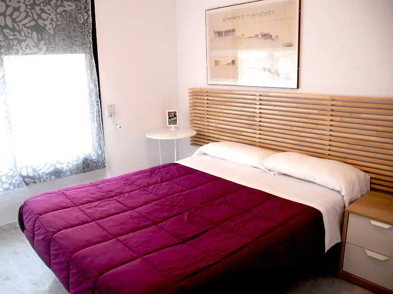Bypillow House Барселона Отель