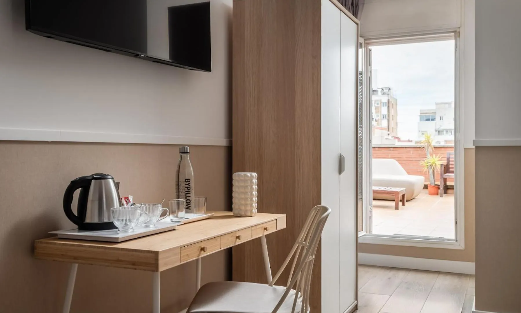 Bypillow House Барселона