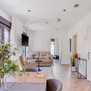*** Апарт-отель Limehome Calle Ancha Del Carmen - Digital Access Испания